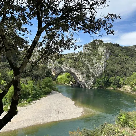 Les De * Labeaume